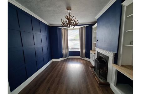 2 bedroom terraced house to rent - Photo 2