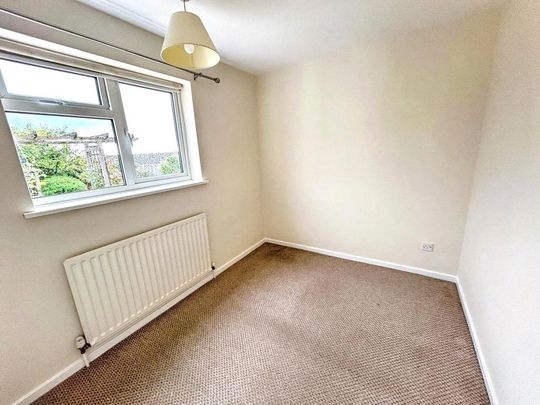 2 bedroom bungalow to rent - Photo 1