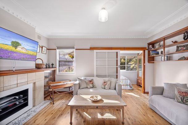 West Tamworth Home - Photo 1