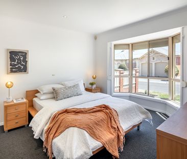 Spacious, Excellent Four Bedroom Home in Newton - Photo 6