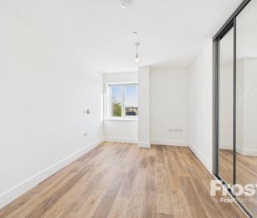 Bath Road, Slough, Berkshire,SL1 - Photo 5