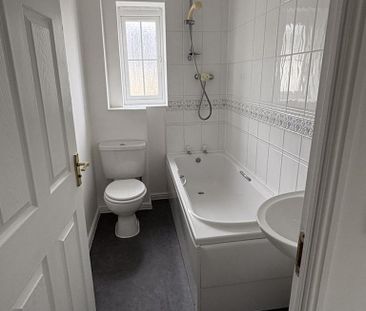 2 bedroom terraced house to rent - Photo 6