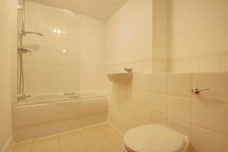 Ovaltine Court, Kings Langley, WD4 - Photo 4