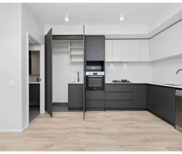 Brand New One bedroom Apartment in Victoria Tower - Photo 5