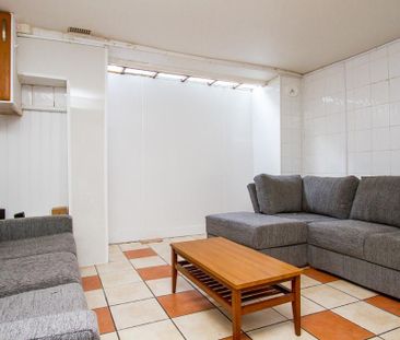 6 bedroom terraced house to rent - Photo 2