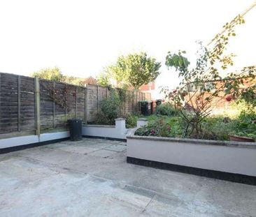 Muirfield Road, South Oxhey, WD19 - Photo 3