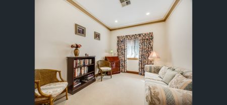 Beloved Family Home in Kensington Park - Photo 2