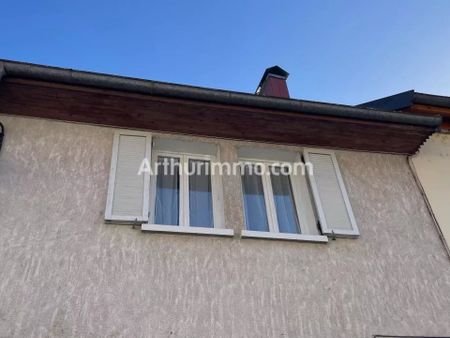 Location Appartement 4 pièces 77 m2 à Clairvaux-les-Lacs - Photo 3