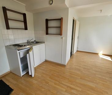 Location Appartement 1 pièce 19m² TOURCOING 59200 - Photo 2