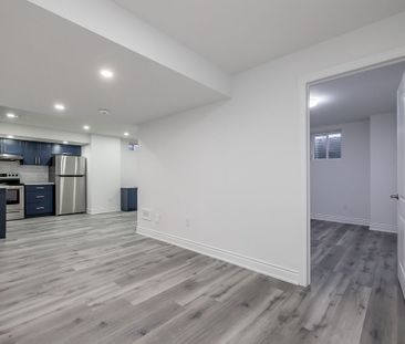 For Lease - 1 Huron Lane, Bradford West Gwillimbury, Ontario - Photo 5