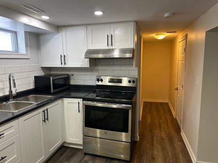 For Lease - 67 Highland Avenue Unit# Basement, Oshawa, Ontario - Photo 3