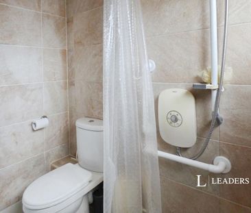 1 bedroom flat to rent - Photo 6