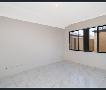 Perfect Family Home - Photo 1