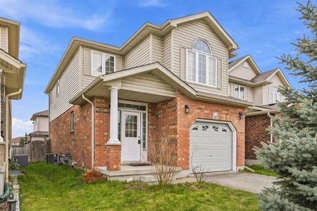 For Lease - 419 Tealby Crescent, Waterloo, Ontario - Photo 3