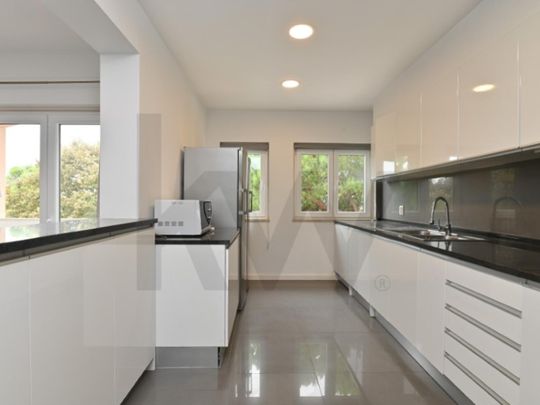 Apartamento T4 em Lisboa - Photo 1