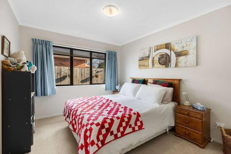 Modern Marton three-bedroom home - Photo 3