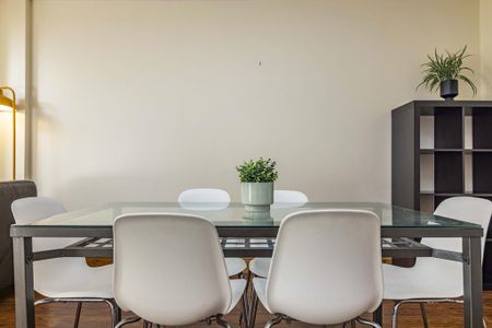 6 bedroom house to rent - Photo 2