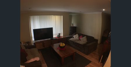 3-Bedroom Family Home - Willetton, For Lease - Photo 3