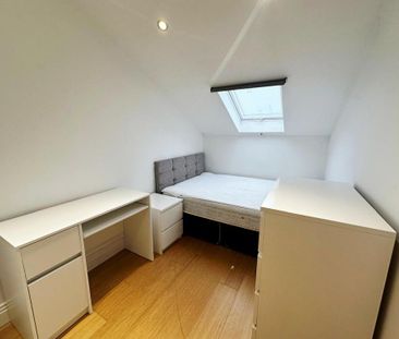 4 bedroom house to rent - Photo 2