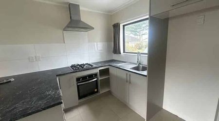 Home in the West - Photo 4