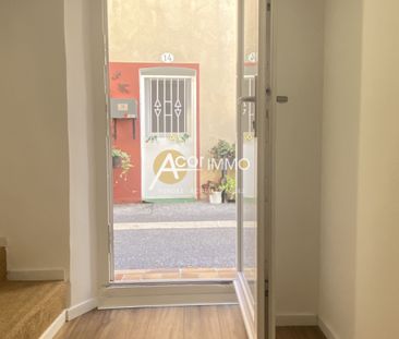 Au coeur du village de la Crau, charmante maison de village - Photo 2