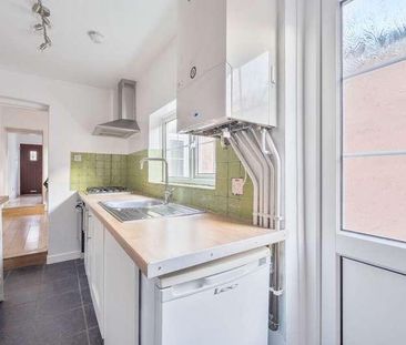 St. Johns Hill, Reading, RG1 - Photo 2