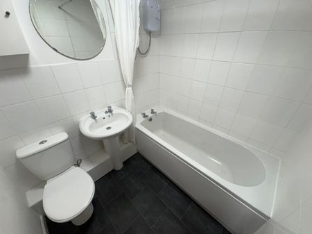 Midland Place, Llansamlet, Swansea, SA7 9QU - Photo 4