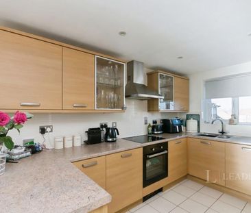 2 bedroom apartment to rent San Diego Way, Eastbourne, East Sussex,... - Photo 5