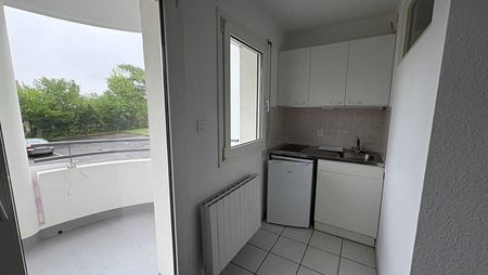 A LOUER - BEAU STUDIO AVEC TERRASSE - STRASBOURG - ROBERSTAU - Photo 4