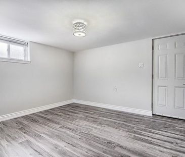 For Lease - 1 Napier Street, Barrie, Ontario - Photo 5