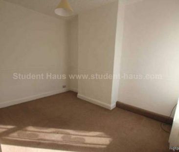 3 bedroom property to rent in Salford - Photo 4