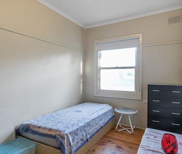 82 Marmion Avenue, Kilburn SA 5084 - Photo 2