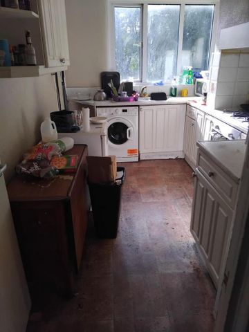 House to rent - Photo 4
