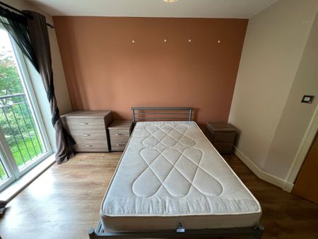 Heron House, Lawrence Street - P10588 - Photo 4