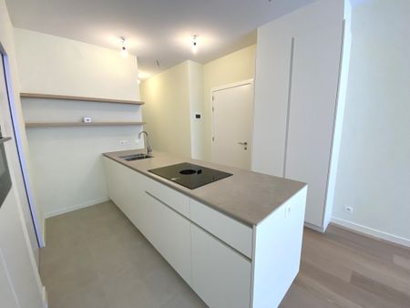 RESIDENTIE MIRAVAL - Gelijkvloers appartement met 2 slaapkamers gelegen in een nieuwbouwresidentie in de Leopoldlaan. - Photo 2