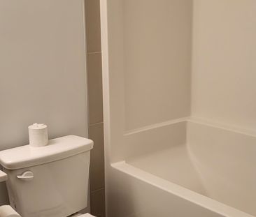 Condo in NW - Photo 3