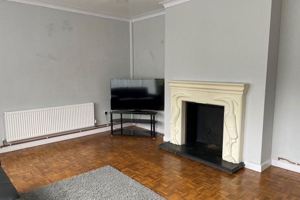 6 bedroom detached house to rent - Photo 1