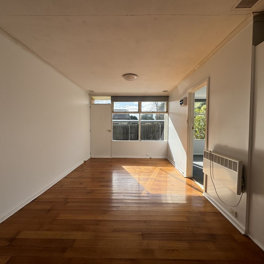 Excellent Location! - Photo 1