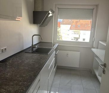 Moderne 2 Zimmer-Wohnung mit Balkon - Photo 1