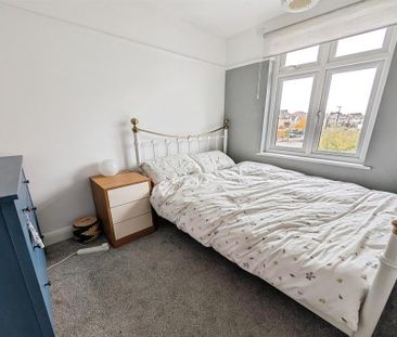 3 bedroom semi-detached house to rent - Photo 6