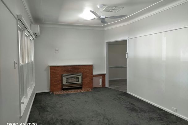 THREE BEDROOM FAMILY HOUSE IN SOUTH DUBBO - Photo 1