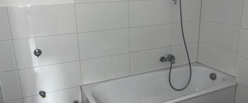 Große 3-Zimmer-Wohnung in Duisburg Mittelmeiderich - Foto 1