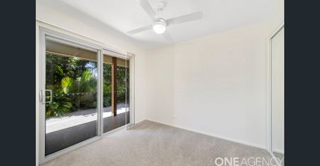 MINUTES AWAY FROM THE BEACH! - Photo 2