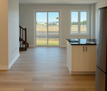 For Lease - 200 Stamson Street, Kitchener, Ontario - Photo 4