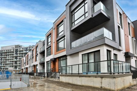 For Lease - 2 Steckley House Lane Unit# 906, Richmond Hill, Ontario - Photo 4