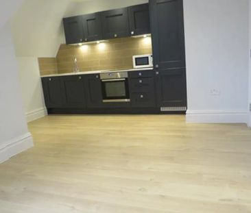 70 Knyveton Road, Bournemouth - Photo 1
