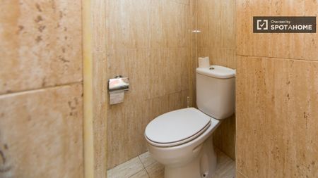 madrid, Community of Madrid 28004 - Photo 3