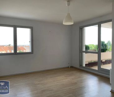 Appartement à louer 4 pièces 78.04m² - Photo 2