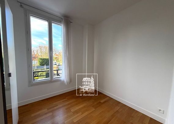 Maison • Vaucresson - Photo 1