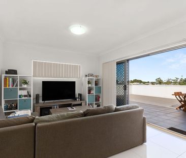 Stylish Modern Retreat in Gaythorne - Photo 1